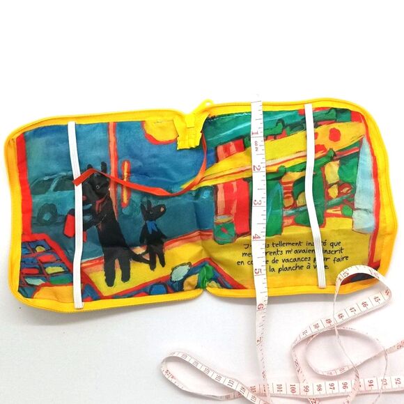 Gaspard and Lisa picture book pouch - Picture 6 of 6